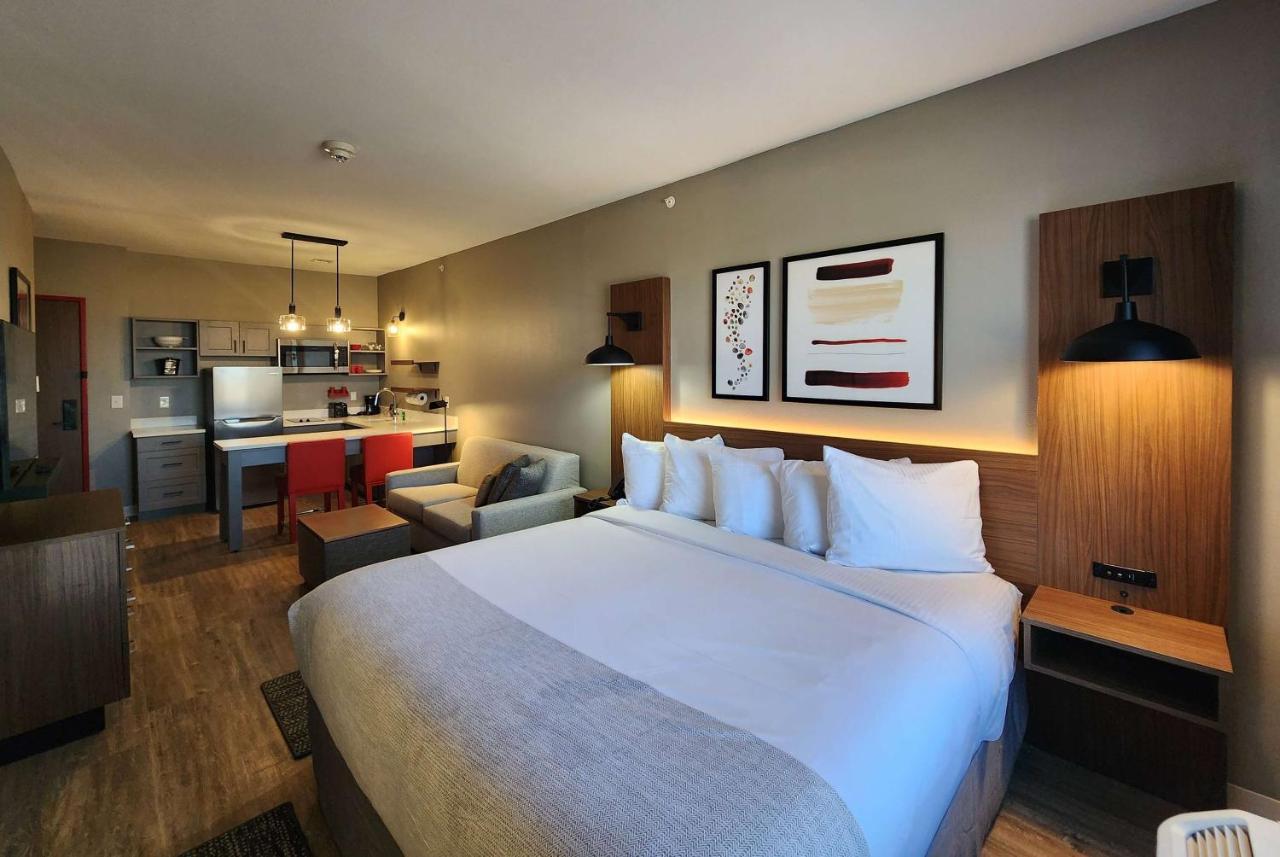 Hawthorn Suites By Wyndham ديل ريو المظهر الخارجي الصورة